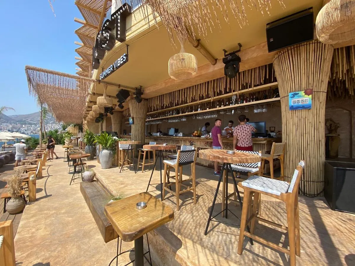 Sarande Barracuda View Apartment